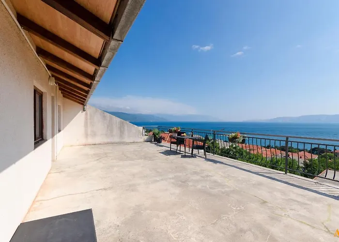 Apartman And Drazen Novi Vinodolski