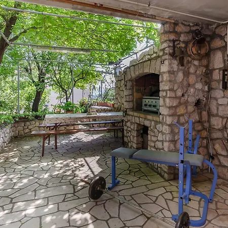 And Drazen Διαμέρισμα