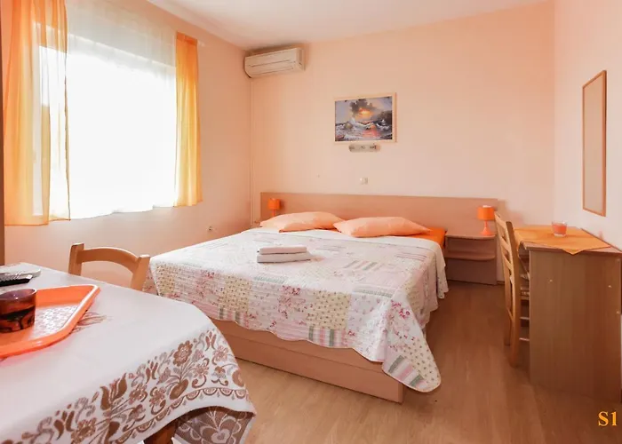 And Drazen Lägenhet